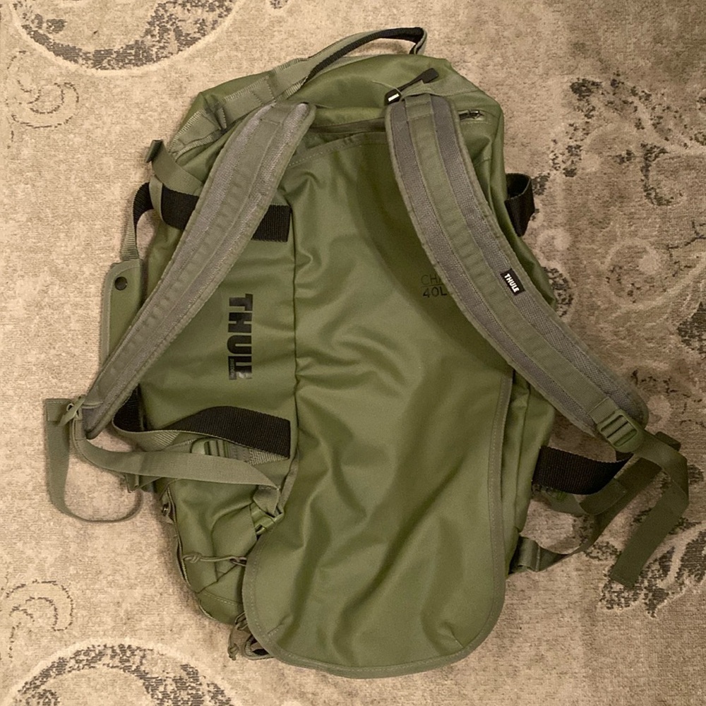 Thule Chasm 40L Duffel Bag Green